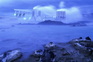 Iceland-Geothermal-Plant-Steam